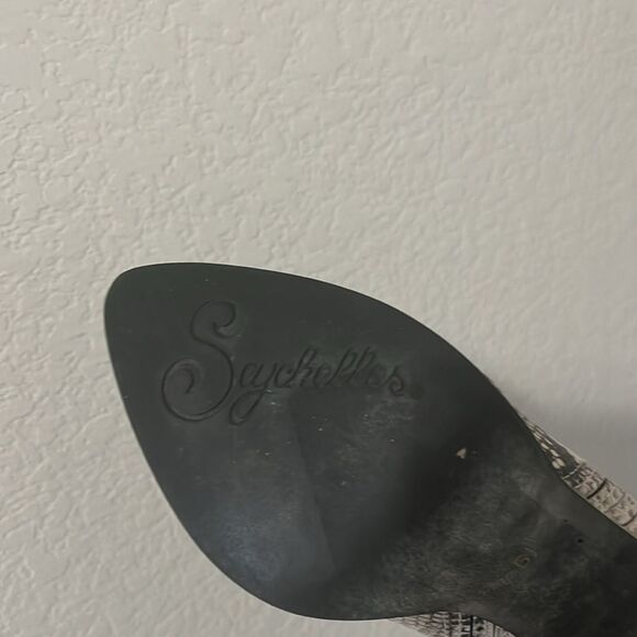 SEYCHELLES Black and White Snakeskin Leather Accordion Boot, Size 6.5 - Picture 9 of 10